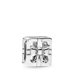 PANDORA REFLEXIONS™ Sweet Gift Box Clip Charm