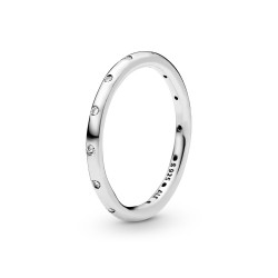 Pandora Simple Sparkling Band Ring
