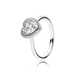 Pandora Sparkling Love Heart Ring Pandora Sparkling Love Heart Ring