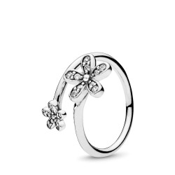 Pandora Dazzling Daisies Ring Pandora Dazzling Daisies Ring