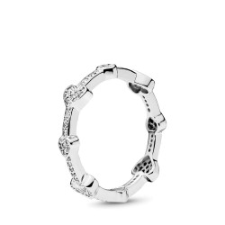 Pandora Alluring Hearts Ring