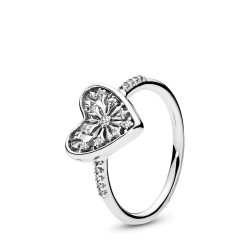 Pandora Heart of Winter Ring Pandora Heart of Winter Ring