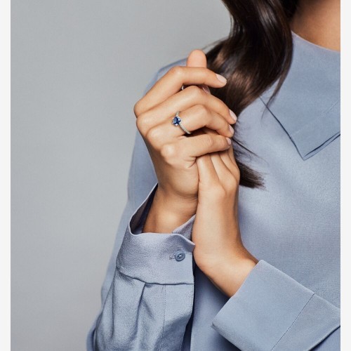 Pandora Blue Sparkling Crown Ring Pandora Blue Sparkling Crown Ring
