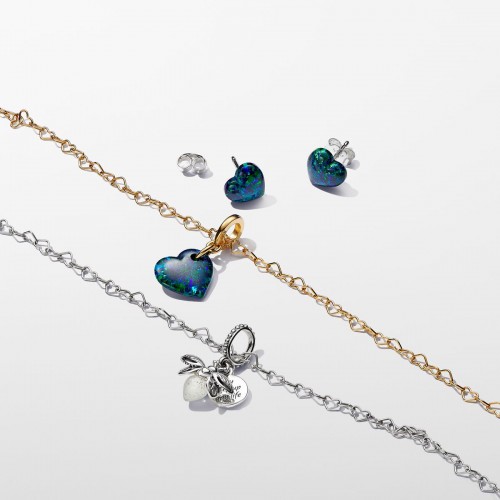 Pandora Opalescent Green Heart Dangle Charm Pandora Opalescent Green Heart Dangle Charm