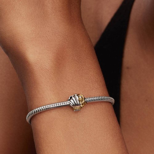 Pandora Disney Princesses Ariel Shell Lab-Grown Diamond Two-Tone Charm Pandora Disney Princesses Ariel Shell Lab-Grown Diamond Two-Tone Charm