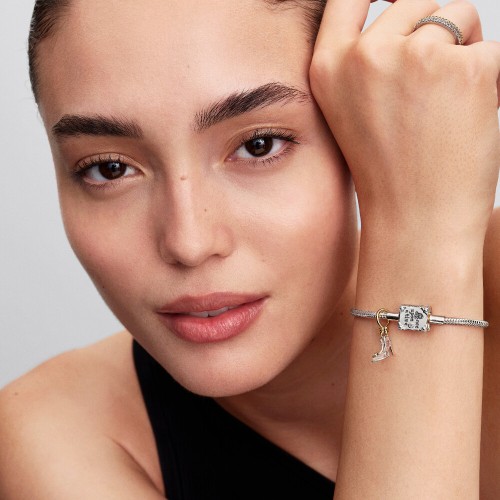 Pandora Disney Princess Cinderella Shoe Dangle Charm Pandora Disney Princess Cinderella Shoe Dangle Charm