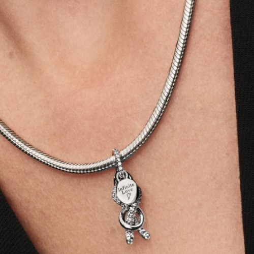 Pandora Pavé Infinity Knot Dangle Charm Pandora Pavé Infinity Knot Dangle Charm