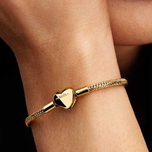 Pandora Heart Clasp Faceted Snake Chain Bracelet Pandora Heart Clasp Faceted Snake Chain Bracelet