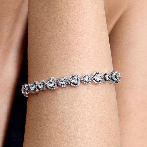 Pandora Halo Hearts Bracelet Pandora Halo Hearts Bracelet